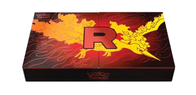 Team Rocket’s Moltres ex Ultra-Premium Collection